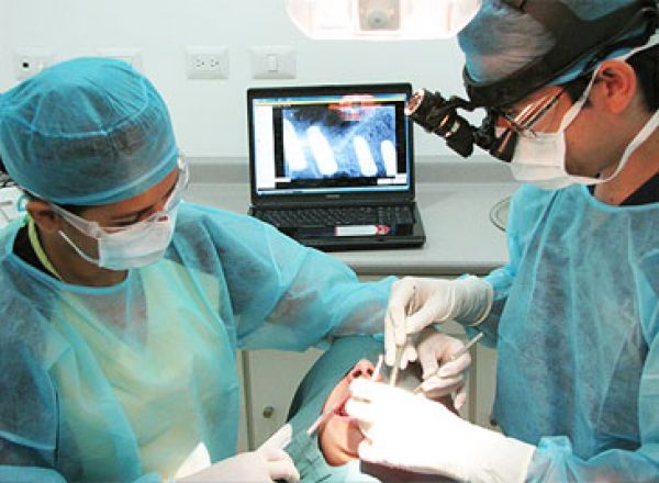 Cirugía Oral Y Maxilofacial Hospital Odontològic Ub 3650